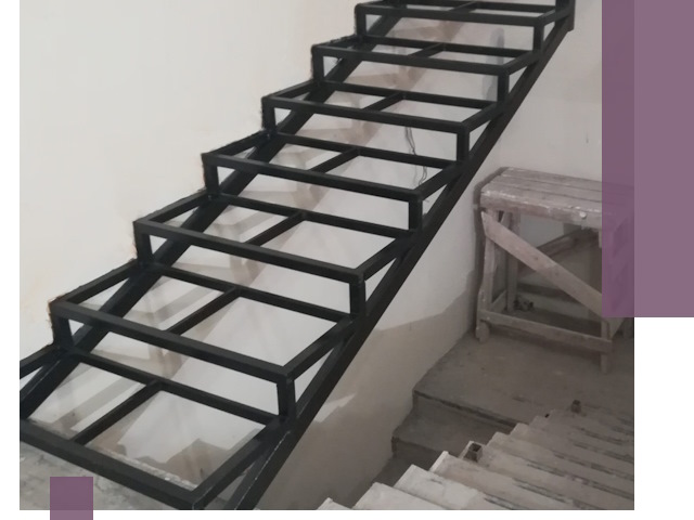 Демонтаж лестниц на металлокаркасе в Чите: быстрый вывоз и разбор