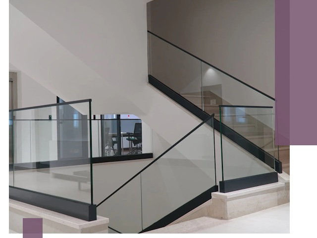 Стеклянные перила премиум-класса с установкой в Чите