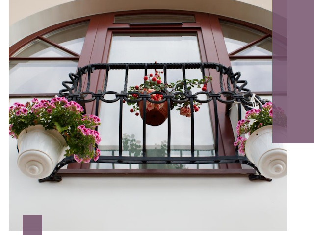 Изготовление и монтаж французских балконов в Чите