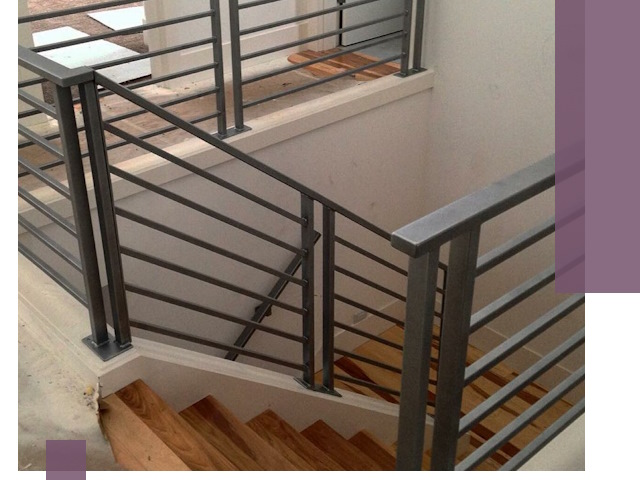 Изготовление поручней из металла и дерева в Чите